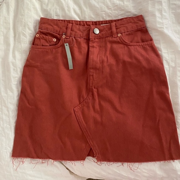 ASOS mini skirt size: US 4 - Picture 3 of 4